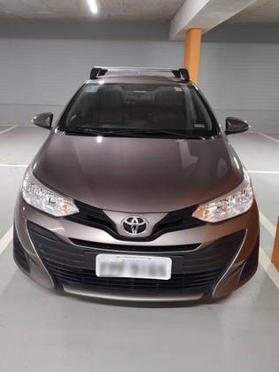 TOYOTA YARIS 1.5 16V FLEX SEDAN XL LIVE MULTIDRIVE TOYOTA YARIS 1.5 16V FLEX SEDAN XL LIVE MULTIDRIVE